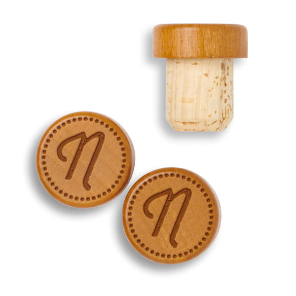 personalized-wine-stopper-cork- initial dot